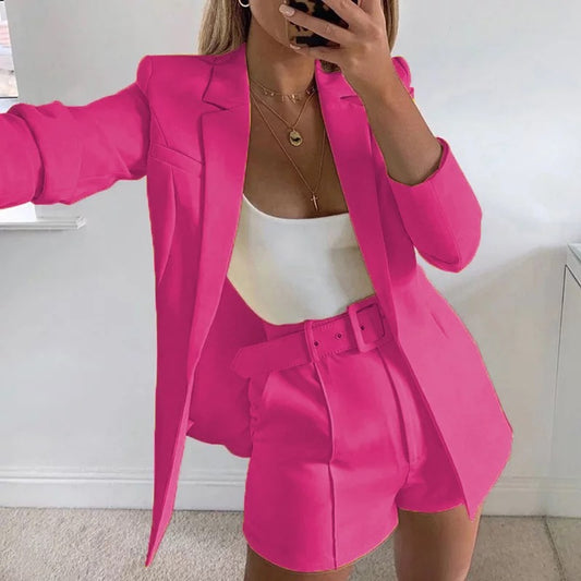 Raiza Set Blazer und Short mit Gürtel